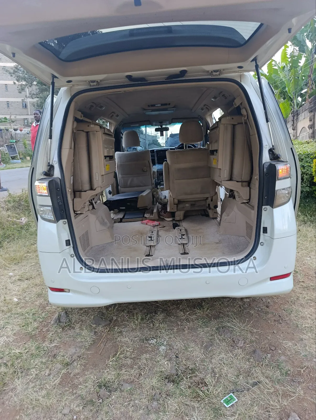 Toyota Alphard 2009 White