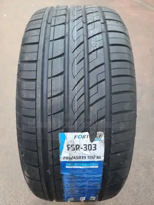 285 /45 R19 Fortune Tyres FSR-303 11v X/L