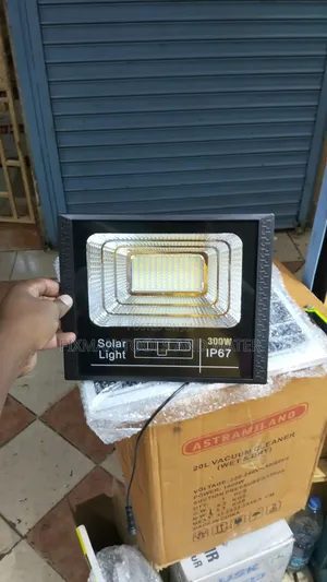 Solar Floodlight 300 Watts +Panel Ip 67
