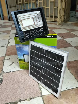 Ip 67 Led Solar Floodlight 300watts + Panel 16 Hrs Working