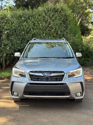 Subaru Forester Base AWD 2019 Silver