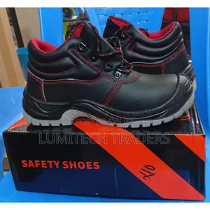 Knicker Safety Boot