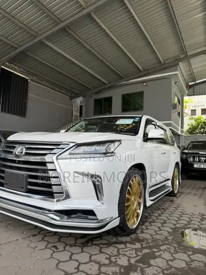Lexus LX 2019 White