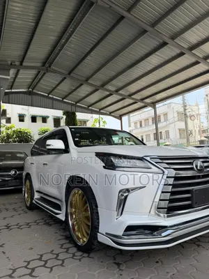 Lexus LX 2019 White