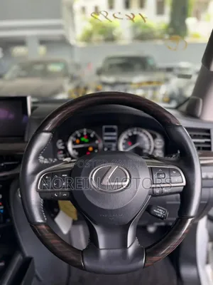 Lexus LX 2019 White