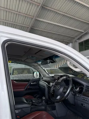 Lexus LX 2019 White