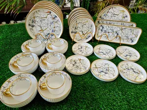 32pcs Stylish Dinner Set With Golden Lining