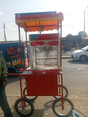 Moveable Popcorn Machine With Energy Saving Soler And Betery.