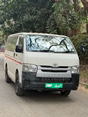 Toyota HiAce 2020 White
