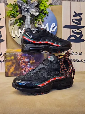 Undefeated X Nike Air Max 95 'black'.