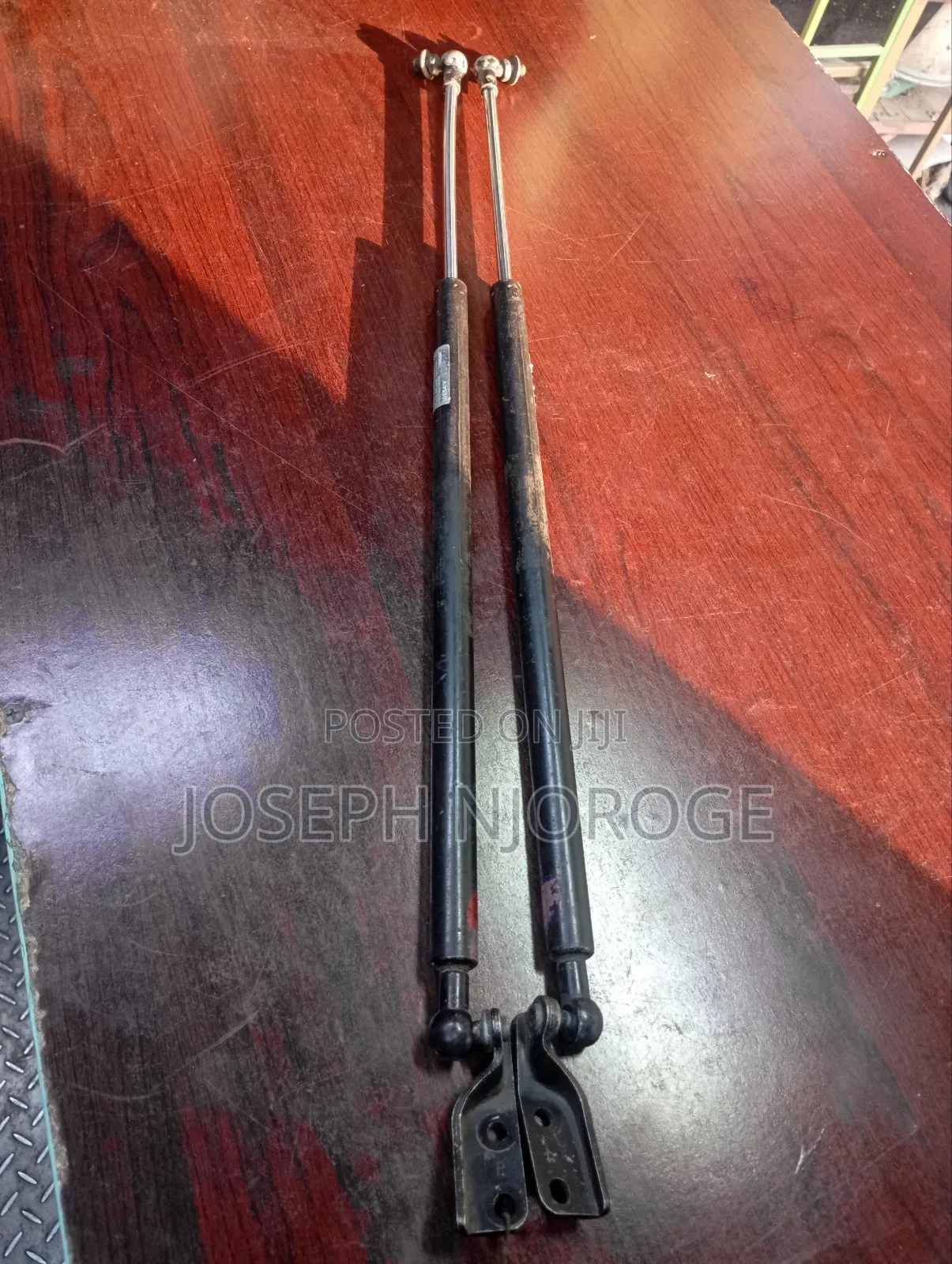 Nissan Note E12 Boot Shock