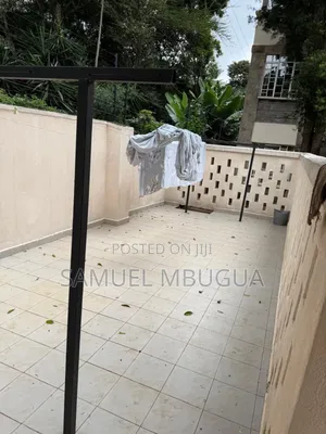 2bdrm Block of Flats in Tree Lane, Karen for rent