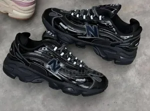 New Balance 1000 Black Sneakers