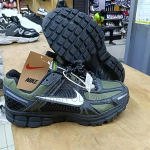 Nike Zoom Vomero 5 In The "Black Sequoia Jungle Green
