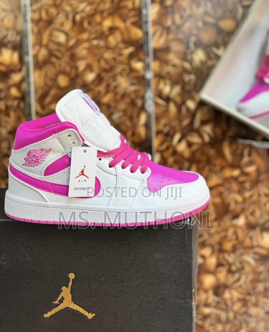 Jordan 1 Valentines Pink