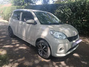 Toyota Passo 1.0 FWD 2018 White