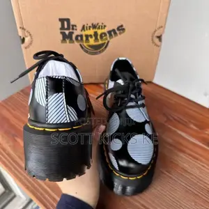 *Dr. Martens 1461 Quad Polka Dot