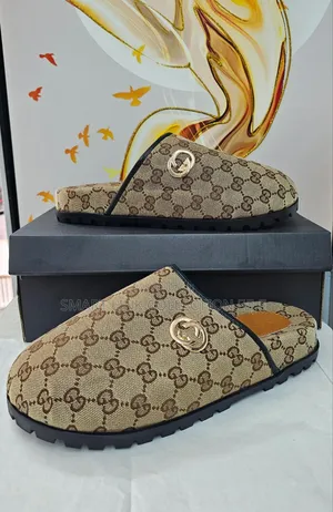 Gucci Clogs 'black Nd Brown