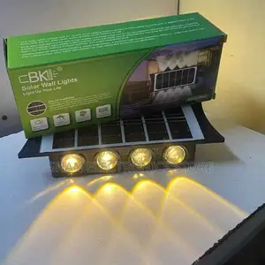 Simple Design Black Waterproof Outdoor Solar Powered Street Light