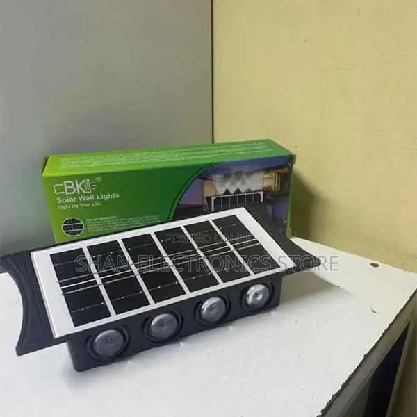Ip66>High Brightness 8 Led Up Down Solar Wall Lights