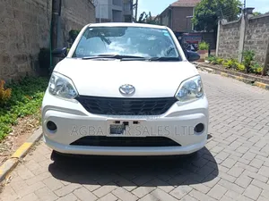 Toyota Passo 2018 White