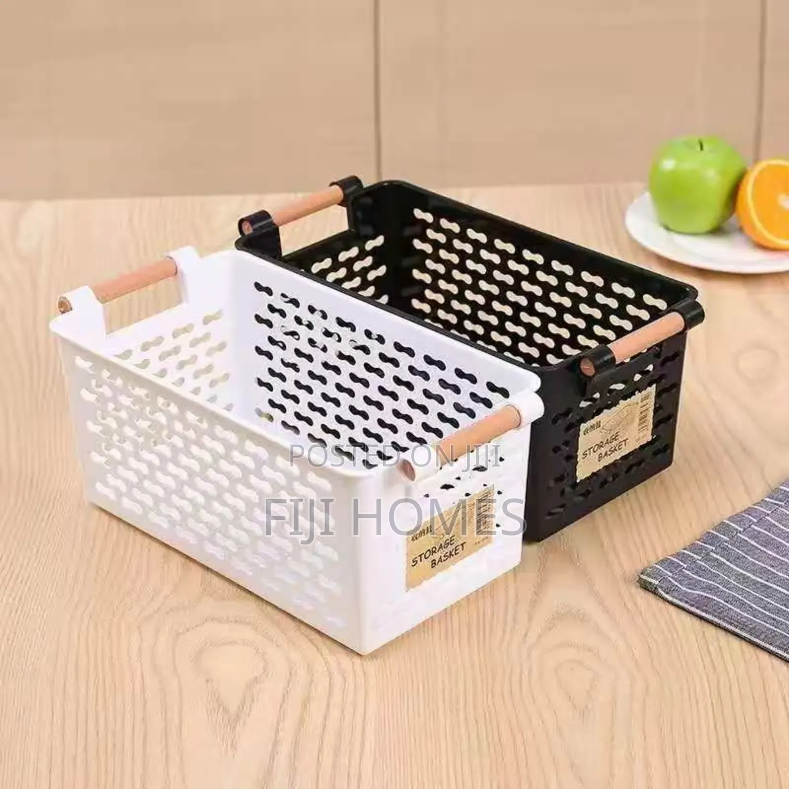 Small Plastic Storage Basket | Compact Durable Size: 30 × 15 × 13 Cm