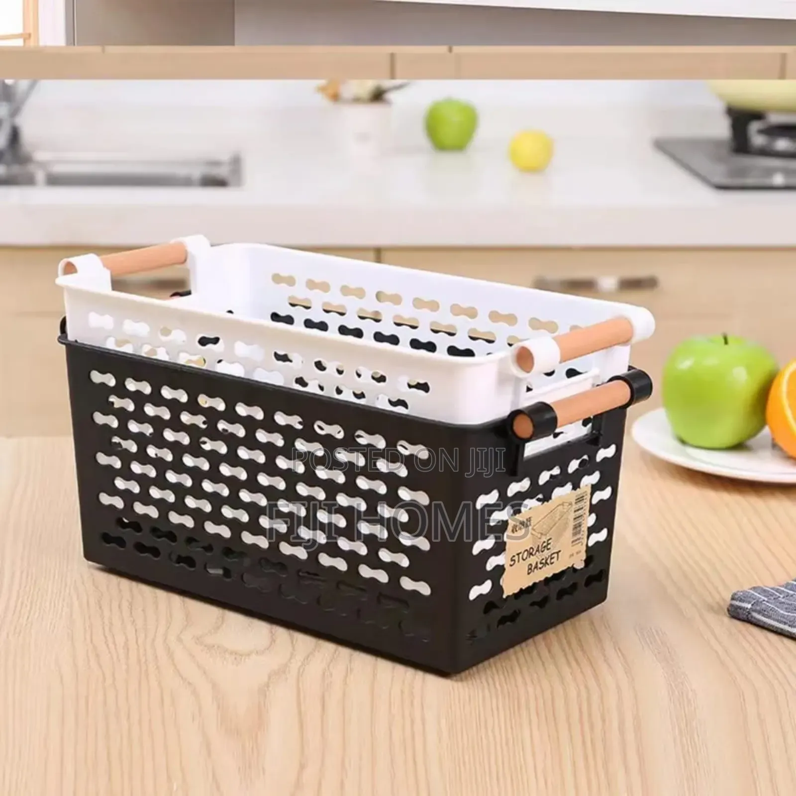 Small Plastic Storage Basket | Compact Durable Size: 30 × 15 × 13 Cm