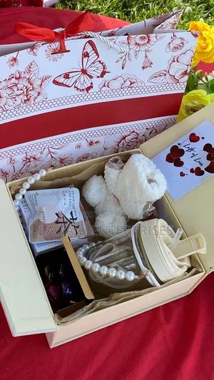 Ladies Valentine's Gift Set