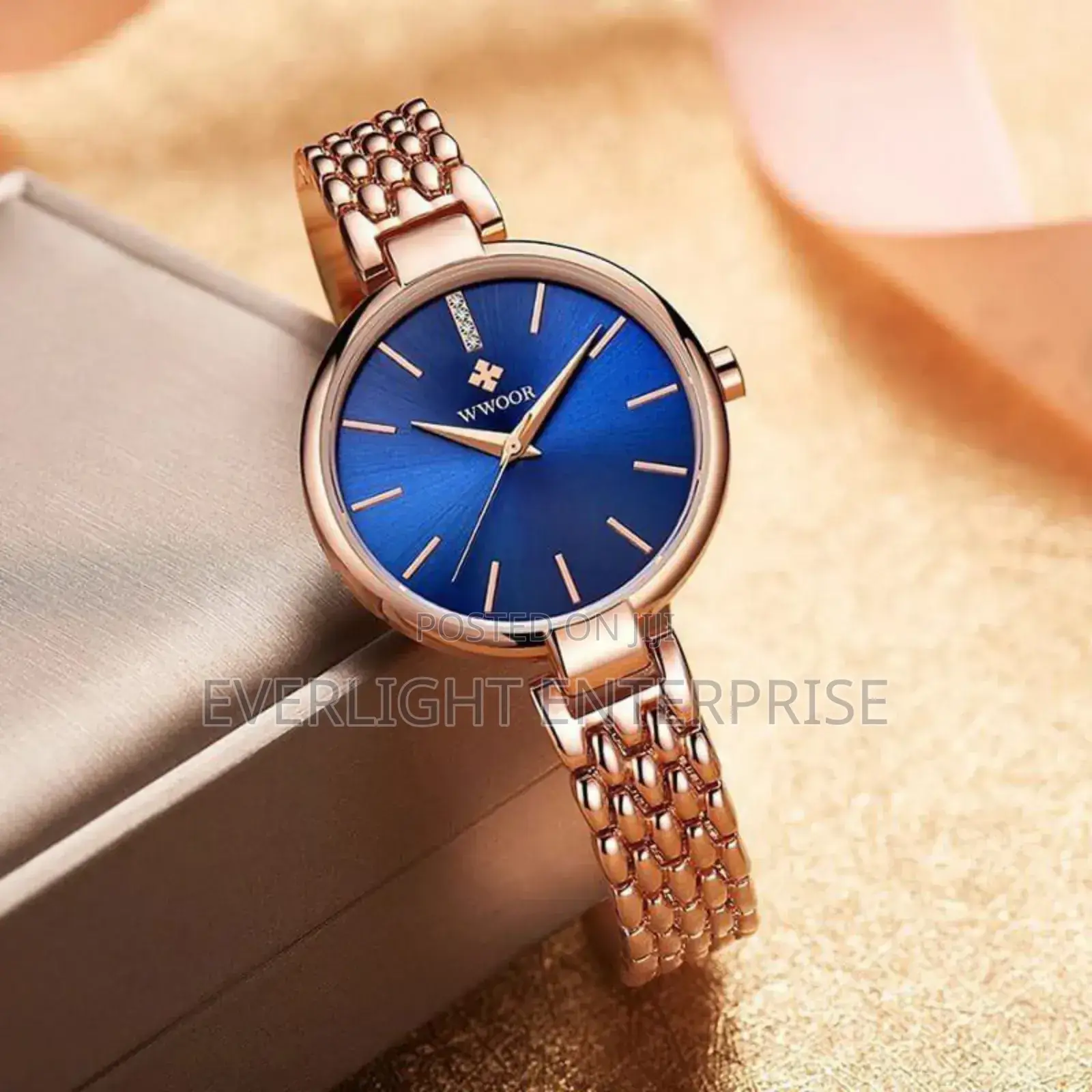 Wwoor Ladies Watch 8865