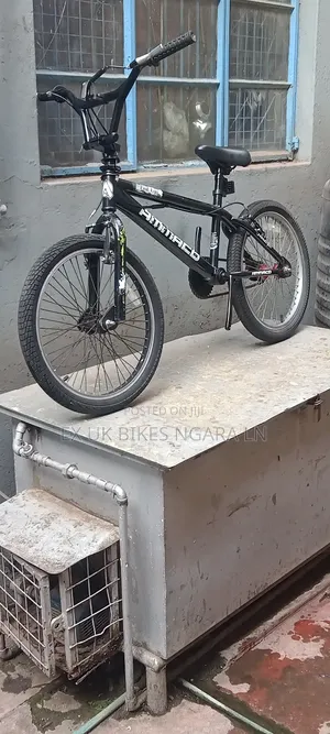 Ex Uk Size 20 Ammaco BMX