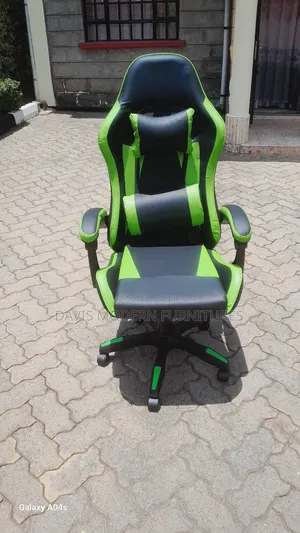 Adjustable High Hand Reclining Gaming Chair