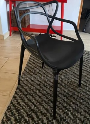 Plastic Modern Restaurant Chair
