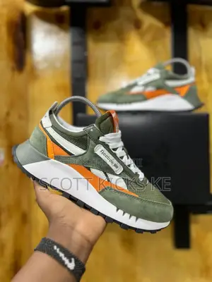 Reebok Classic