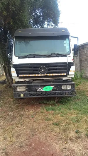 Benz 2638 Dabble Dev Safi Kijwa Only Buy and Work Price 1.3m Nirbi