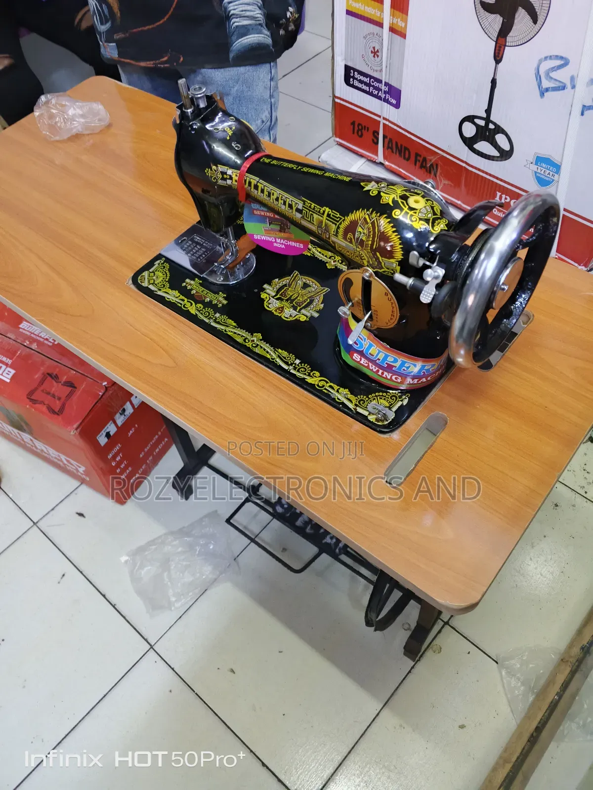Butterfly Sewing Machine+Local Table