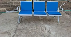Heavy Duty Blue Link Chair – Strong, Stylish Long-Lasting