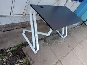 Student Study Table