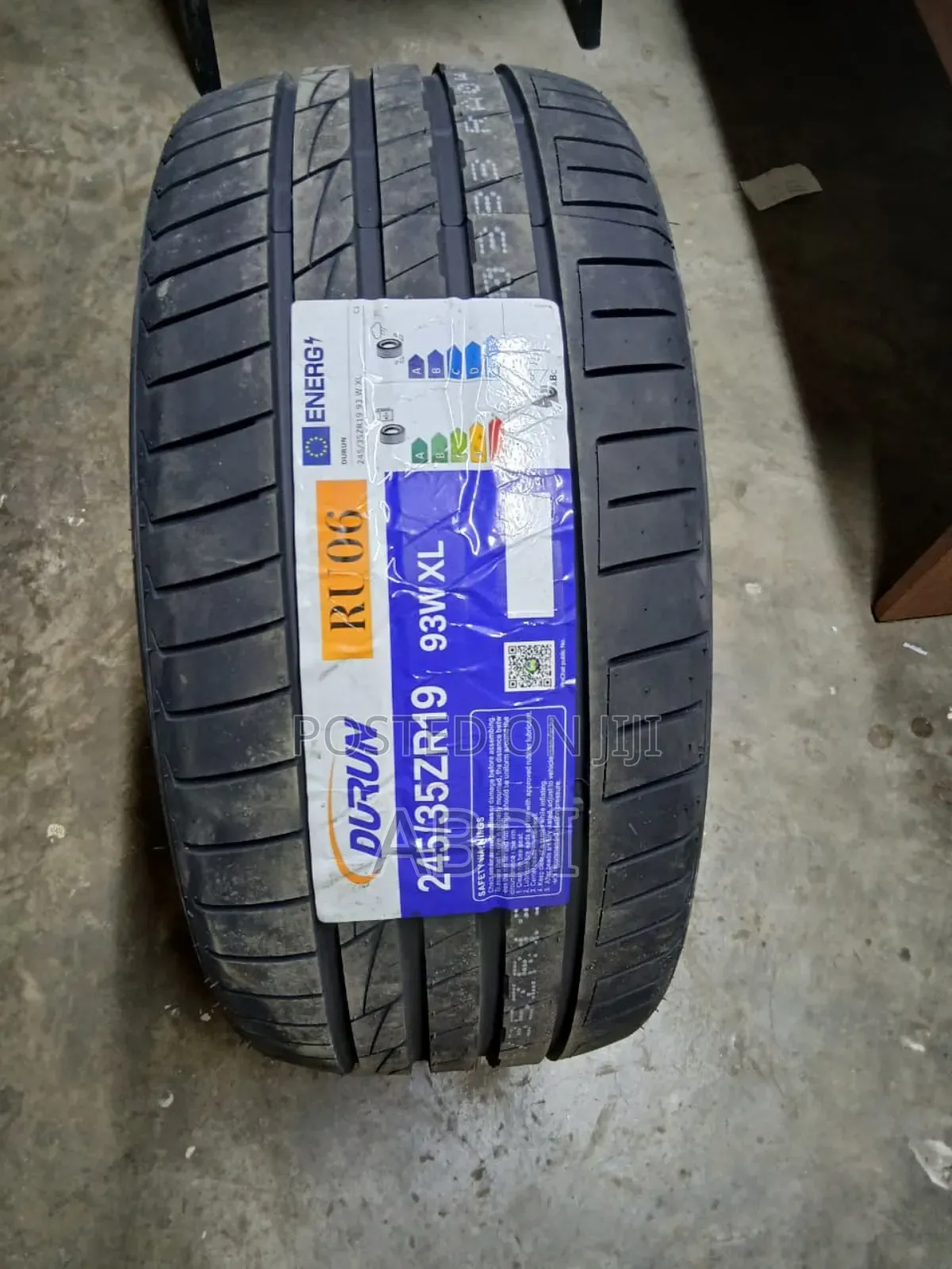 245/35r19 Durun