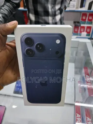 New Apple iPhone 17 Pro Max 256 GB Blue