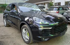 Porsche Cayenne 2016 Black
