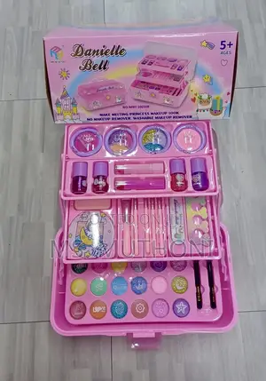 Danielle Bell "Melting Princess" Makeup Kit for Kids.