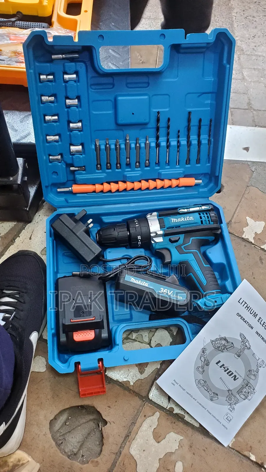 Makita Accessories 36v Cordless 2 Battery Rechargable Drill