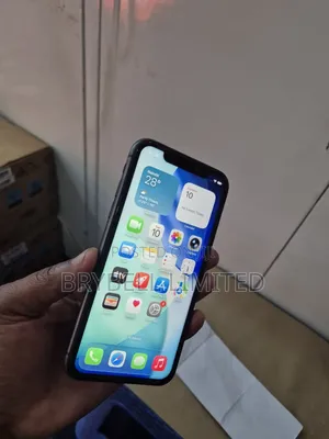Apple iPhone 11 64 GB Gray