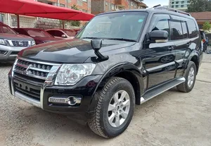 Mitsubishi Pajero 2019 Black