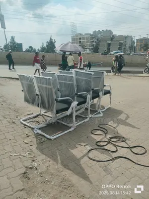 Affordable Waiting Office Chair