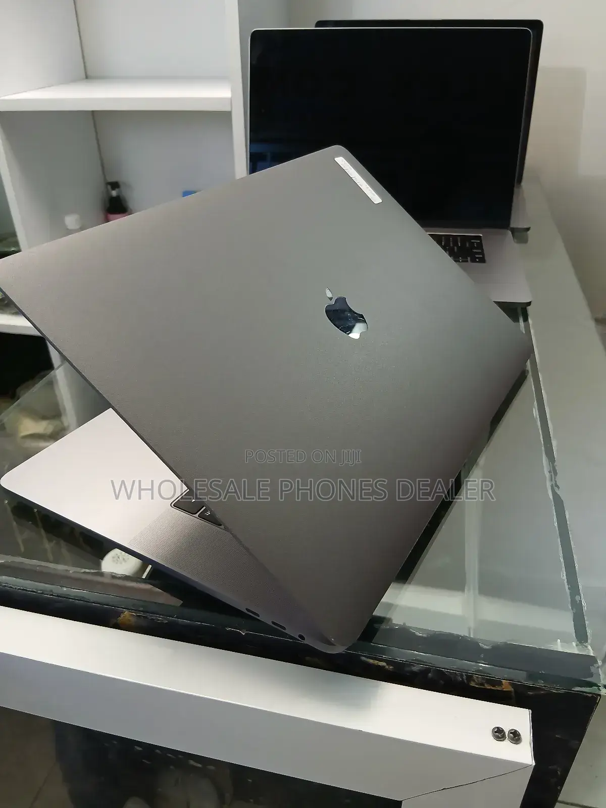 Laptop Apple MacBook Pro 2019 32GB Intel Core i9 SSD 1T