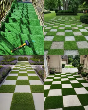 Artificial Green Grass Carpets Patterned in Mazeras