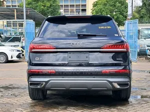 Audi Q7 2019 Black