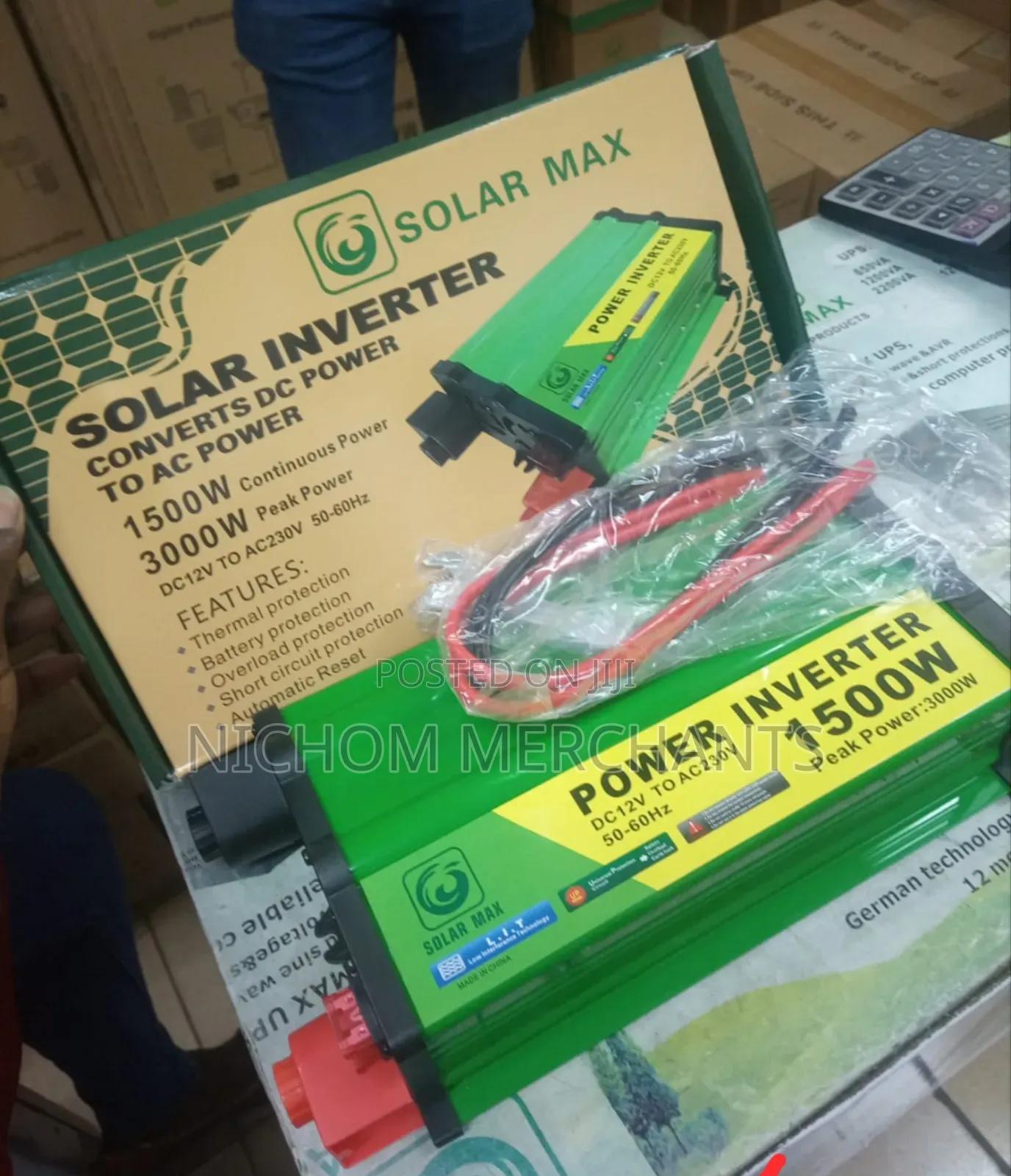 Solar Max Solar Inverter 1500watts/1500watts Power Inverter