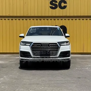 Audi Q7 45 SE Premium AWD quattro 2019 White